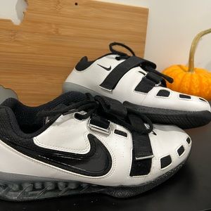 Nike Romaleos 2 mens size 10